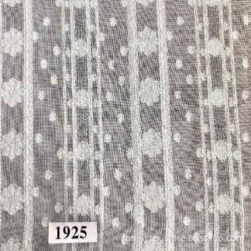 Jacquard Stoff mit Streifen und Blumen